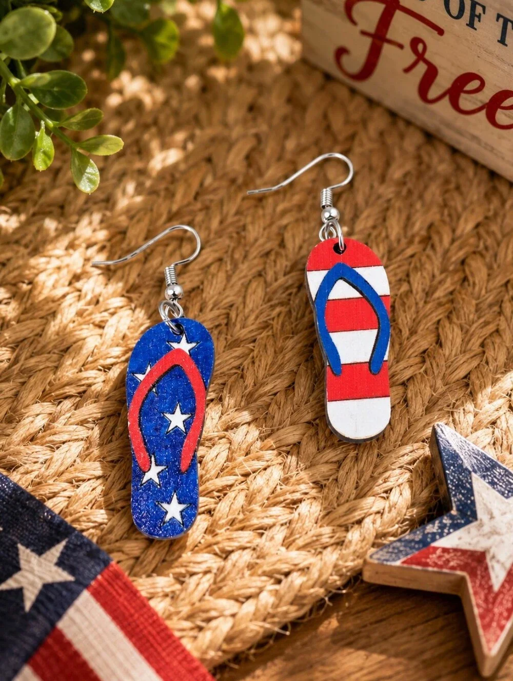 Patriotic Flip Flop Dangle‎ Earrings Red White Blue Summer Beach USA